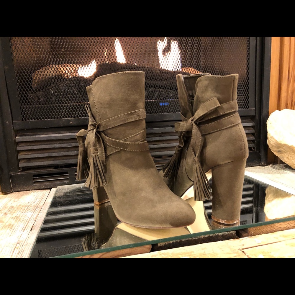 Booties tan
